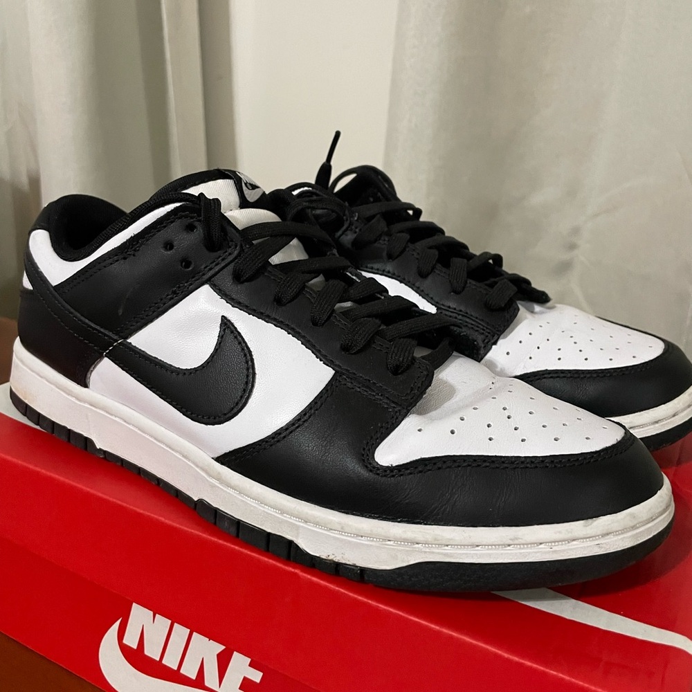 Nike Panda Dunks Low Retro